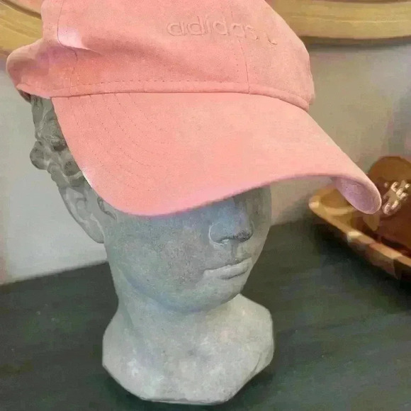 Adidas Pink women’s hat adjustable strap - Picture 2 of 6